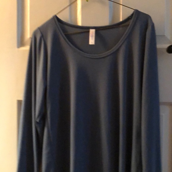 NWT Lularoe Lynnae - Picture 1 of 1